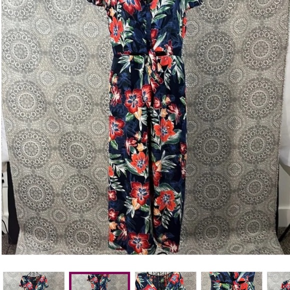 One clothing, Hawaiian floral wide-leg jumpsuit, with cutout and tie, M - Picture 8 of 8